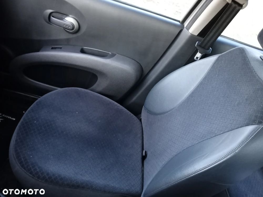 Nissan Micra 1.3 GX - 18