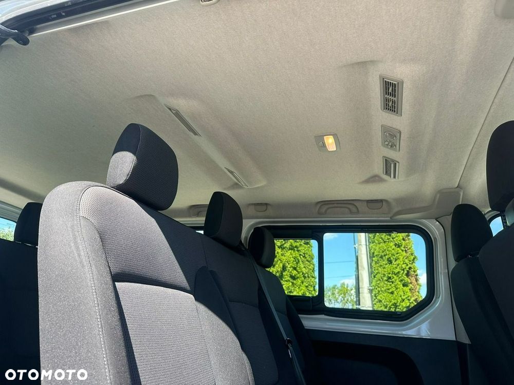 Renault Trafic - 16