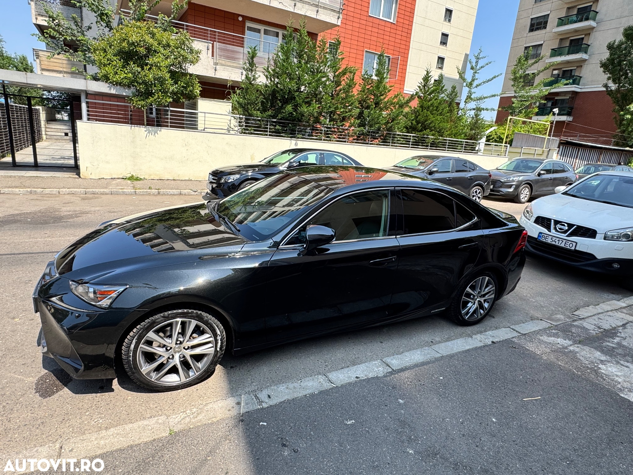 Lexus Seria IS 300h Luxury Line - 9