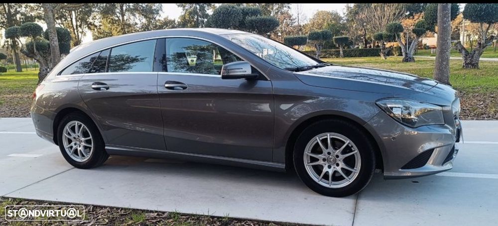 Mercedes-Benz CLA 180 d Shooting Brake - 3