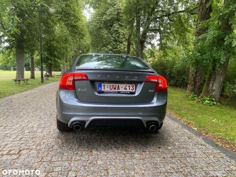Volvo S60 D2 Drive-E R-Design Momentum - 11