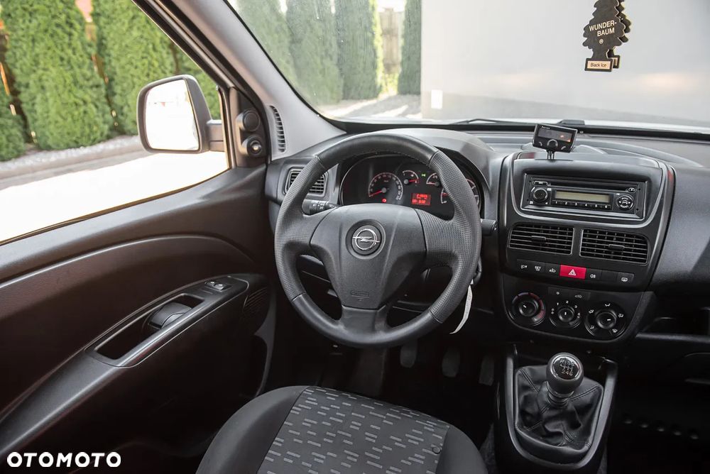 Opel Combo - 19