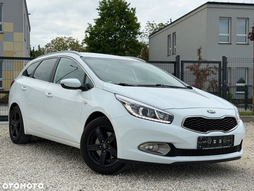 Kia Ceed - 1