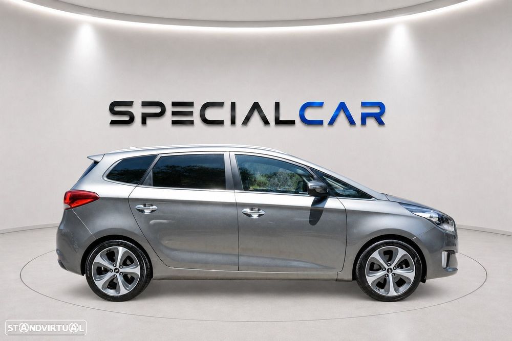 Kia Carens 1.7 CRDi ISG EX - 40