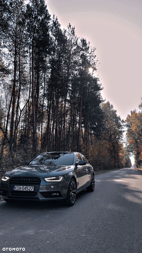 Audi A4 - 1