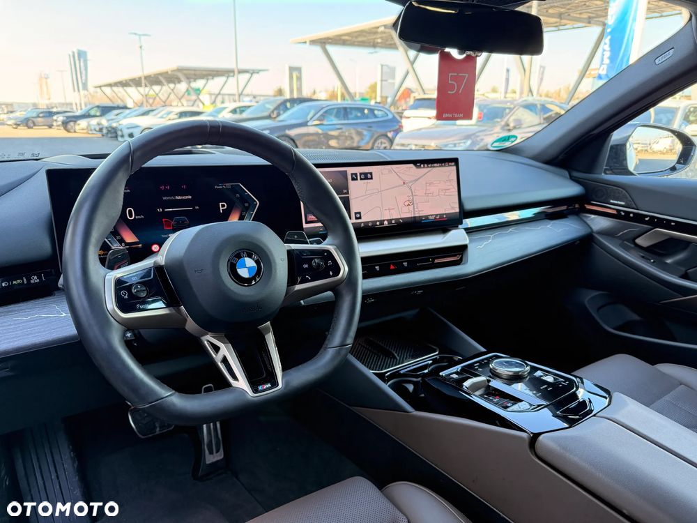 BMW Seria 5 - 25
