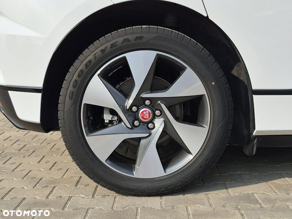 Jaguar I-Pace EV400 AWD SE - 9