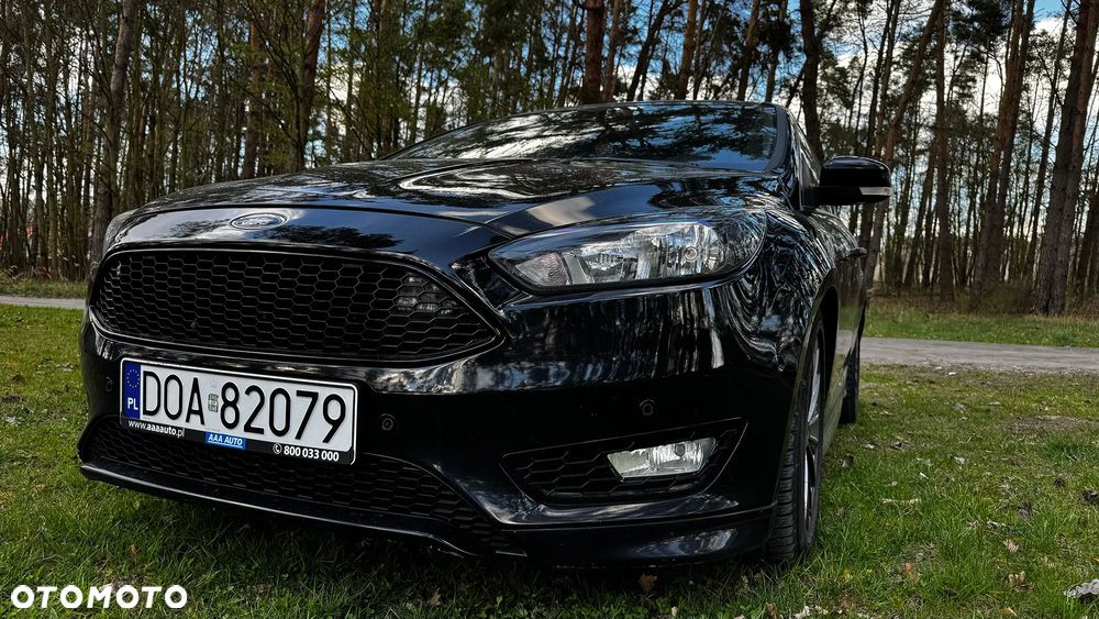 Ford Focus 2.0 TDCi ST-Line Black ASS PowerShift - 2