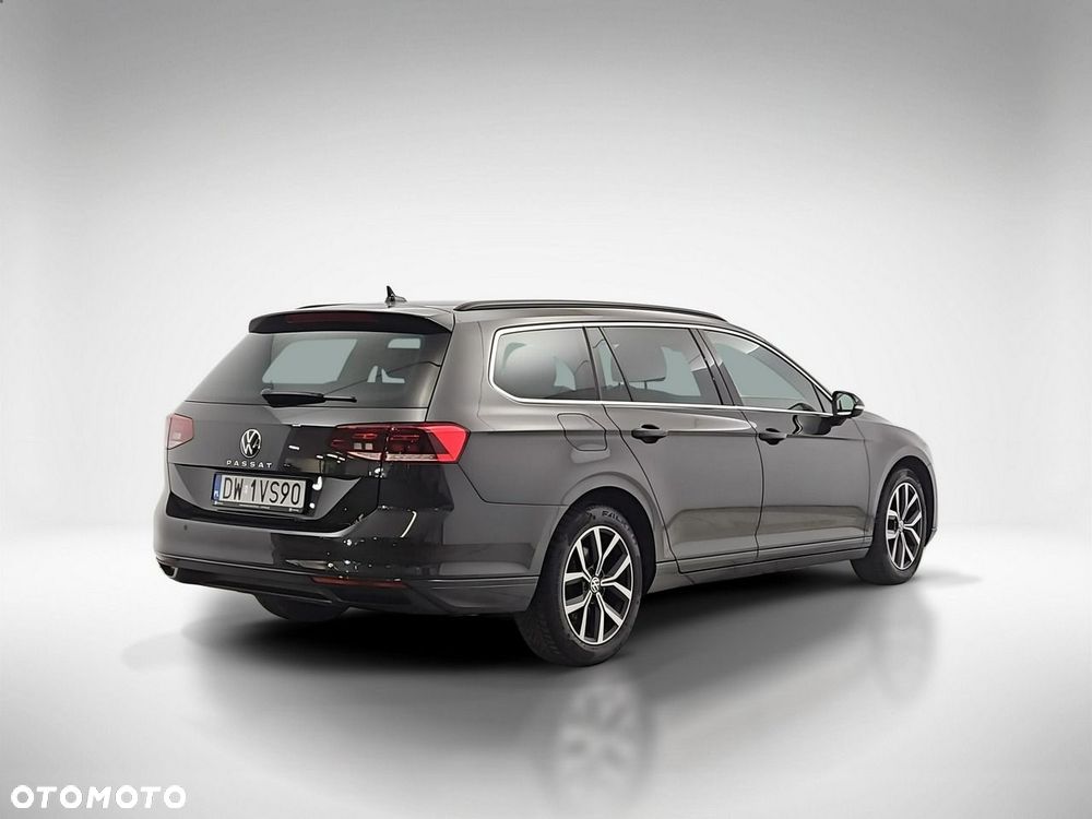 Volkswagen Passat Variant 1.5 TSI EVO Business DSG - 5