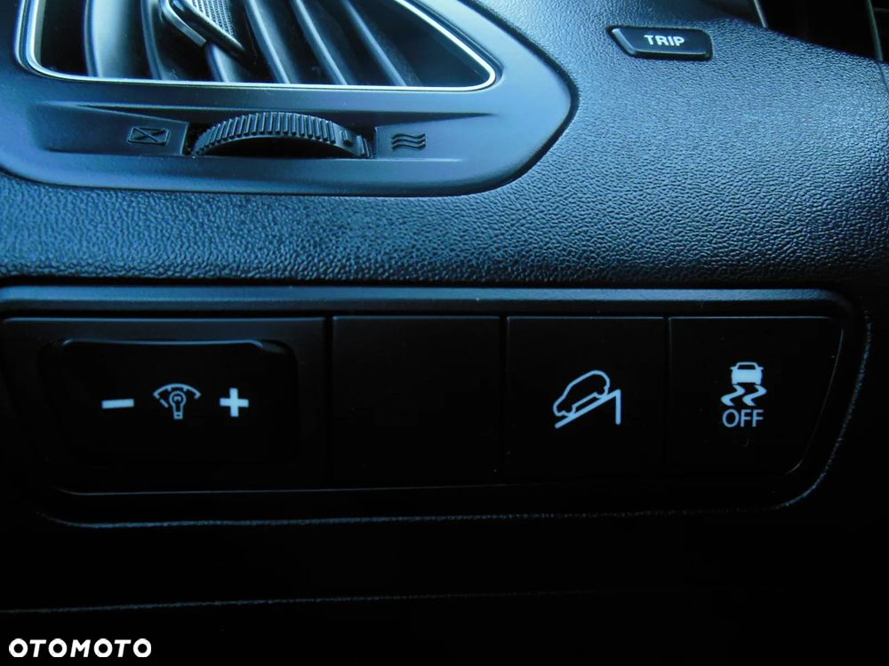 Hyundai ix35 2.0 2WD Style - 17