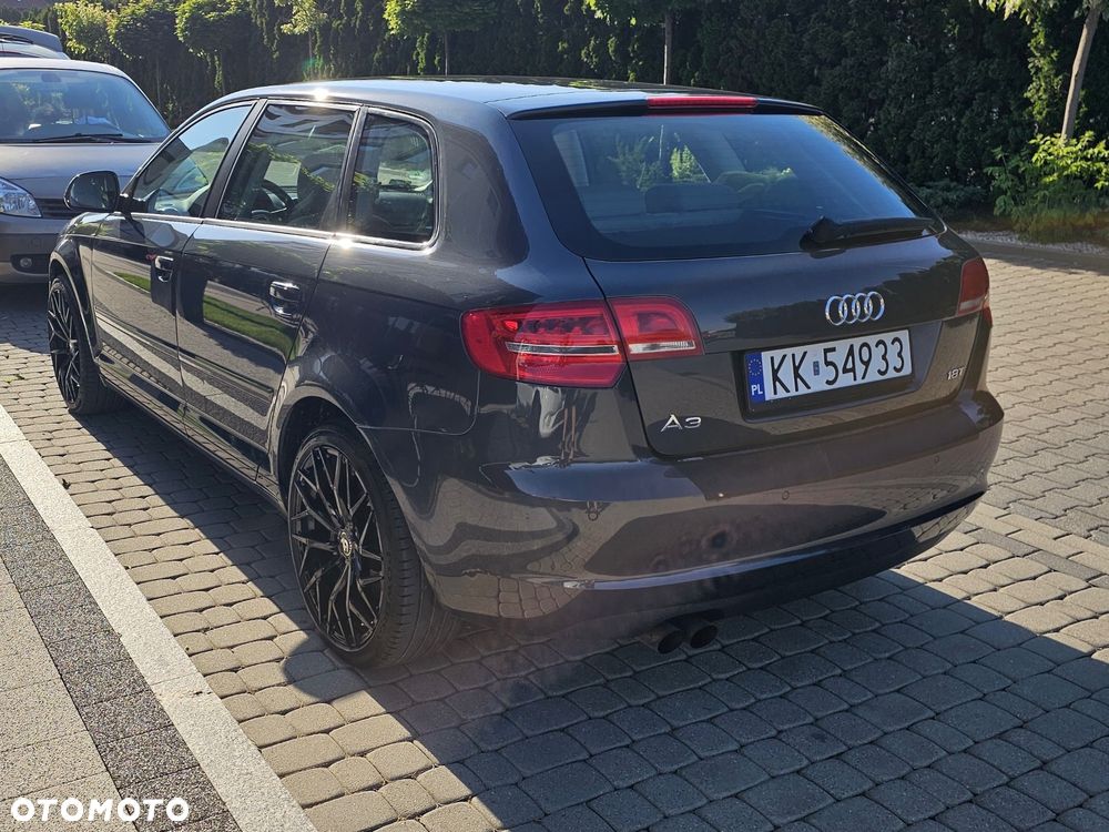 Audi A3 Sportback - 7