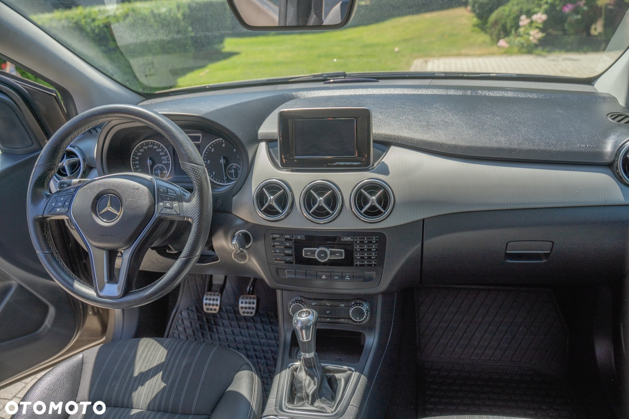 Mercedes-Benz Klasa B 200 CDI - 12