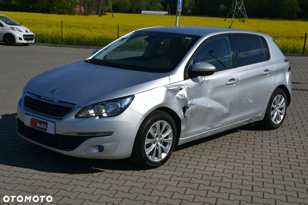 Peugeot 308 - 3