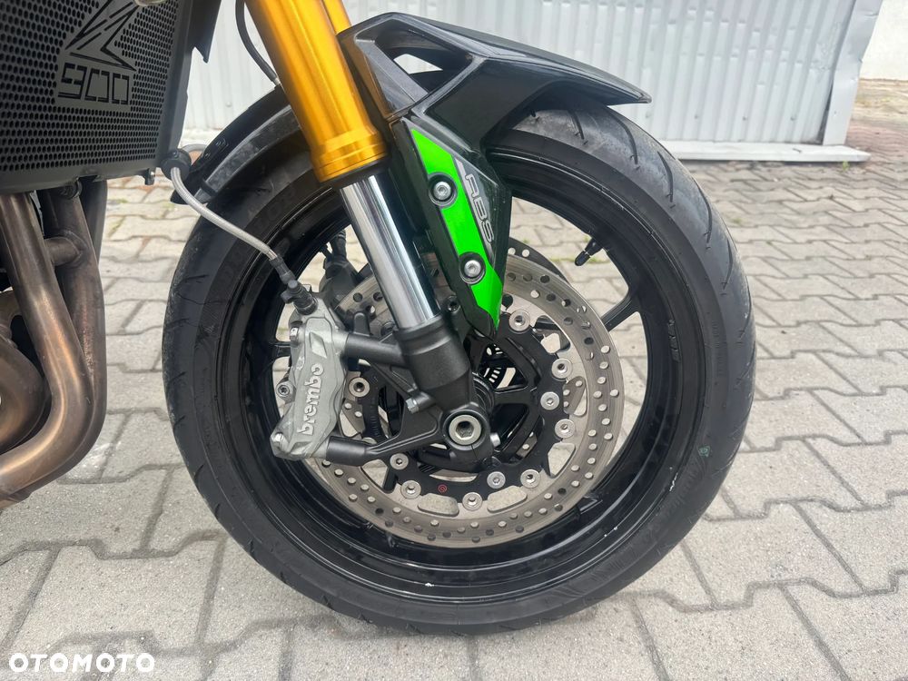 Kawasaki Z 900 - 6