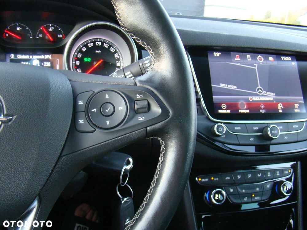 Opel Astra 1.4 Turbo Dynamic - 25