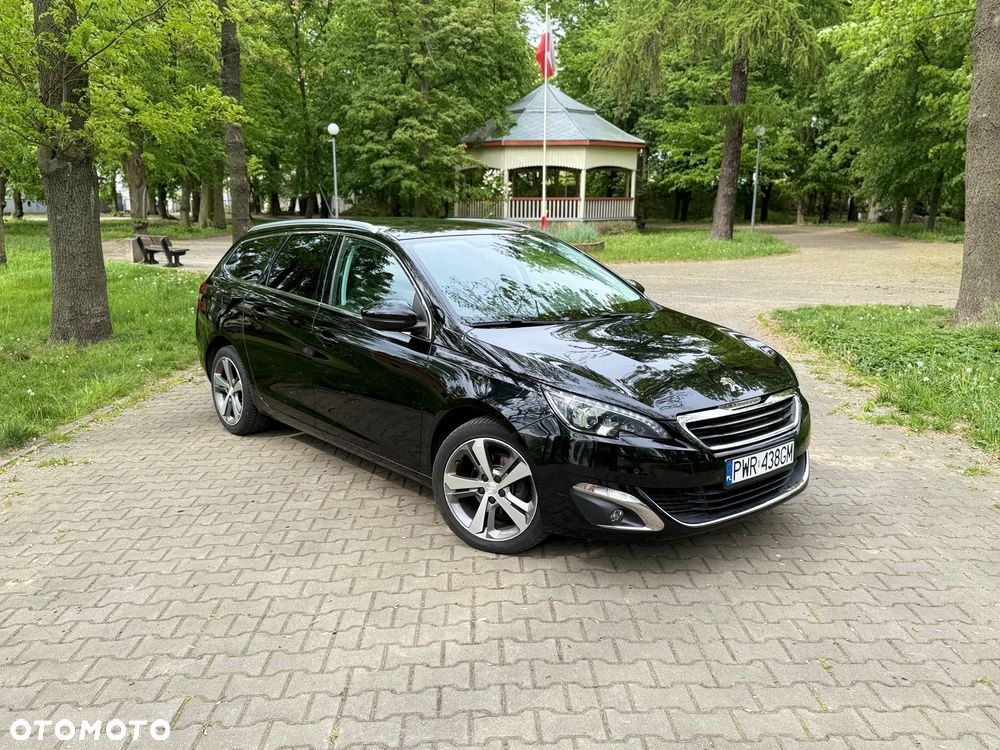 Peugeot 308 PureTech 130 GPF EAT8 Stop & Start Allure Pack - 1