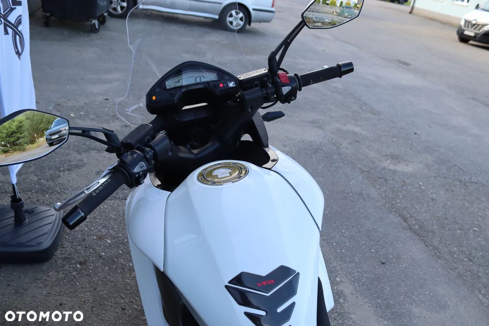 Honda VFR - 20