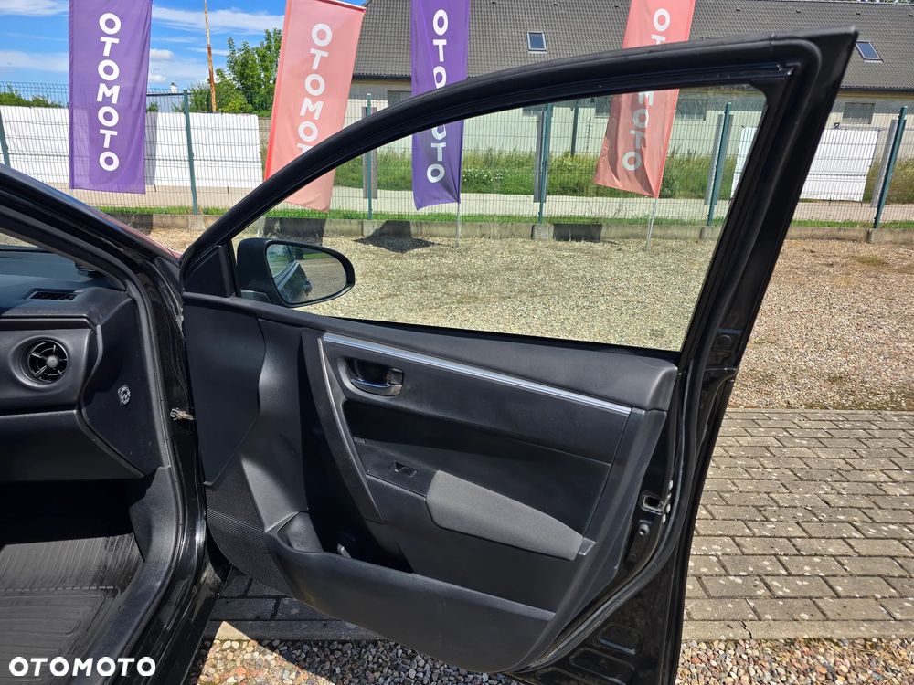 Toyota Corolla 1.6 Active - 11