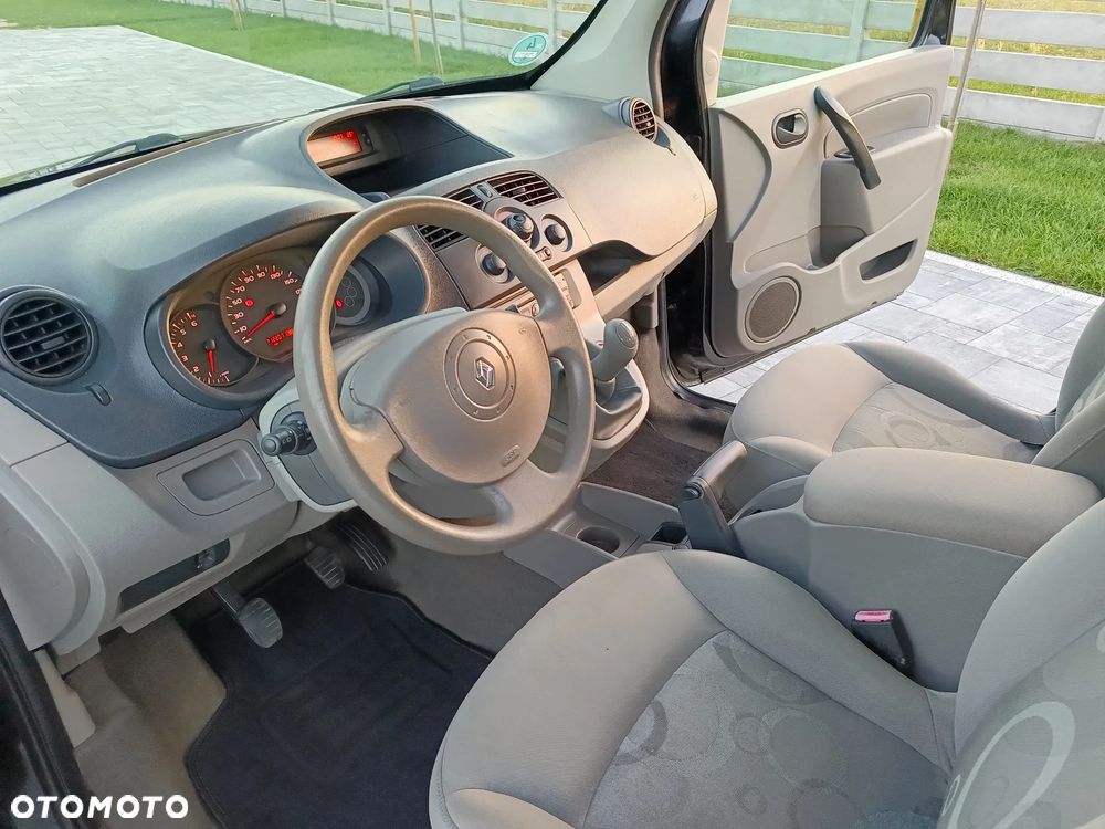 Renault Kangoo 1.6 8V Happy Family - 7
