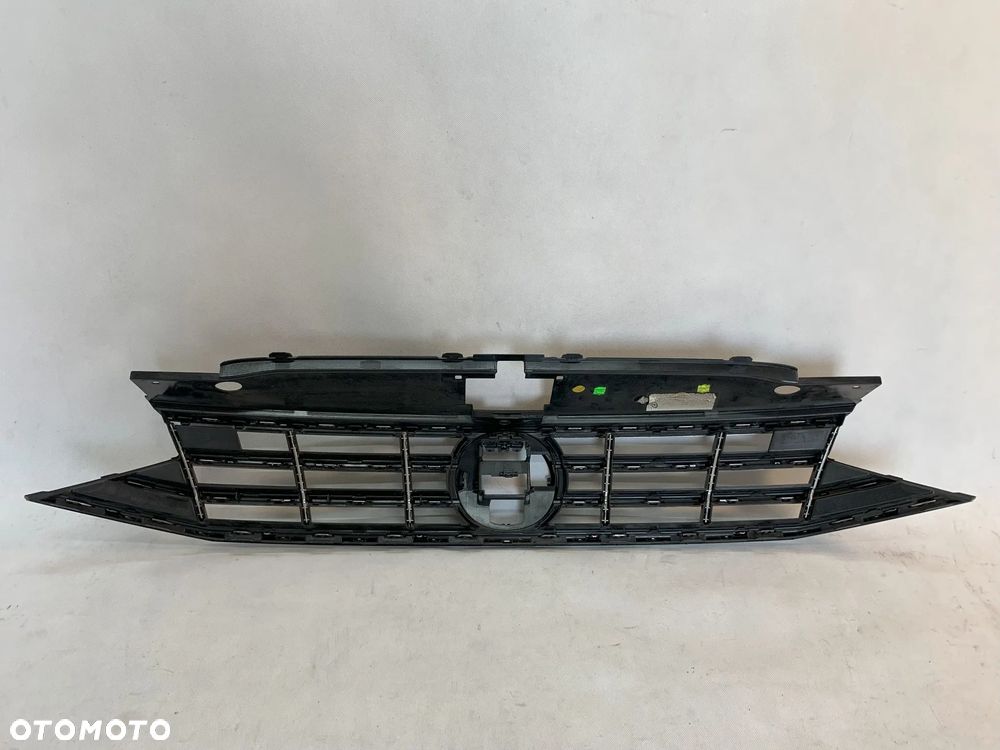 Volkswagen Passat B8 FL 19r Atrapa grill Lift 2019 - 2