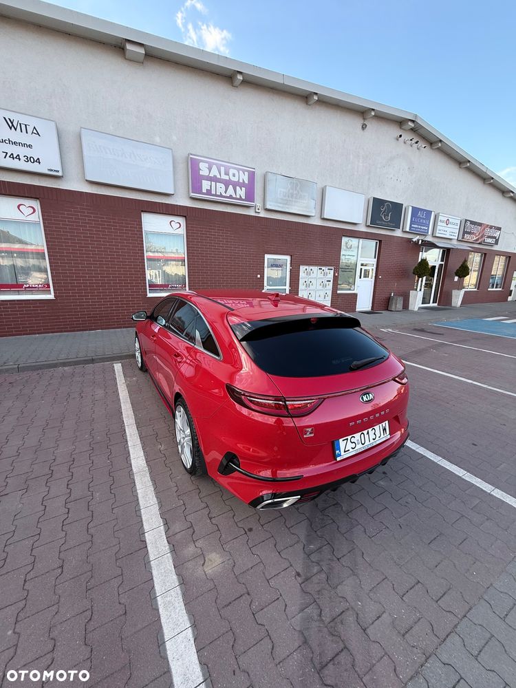 Kia ProCeed - 5