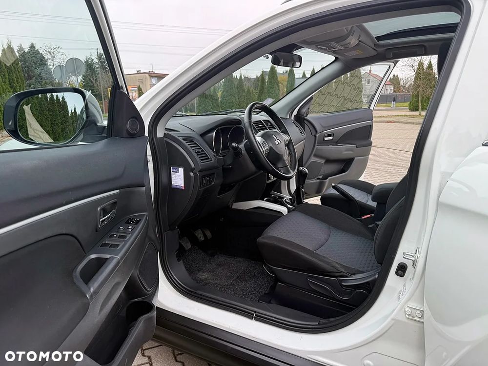 Mitsubishi ASX 1.6 Intense - 17