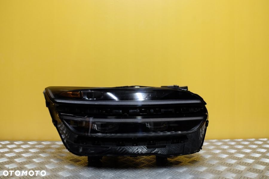 HYUNDAI GENESIS GV70 2022- REFLEKTOR LAMPA FULL LED PRAWA USA - 1