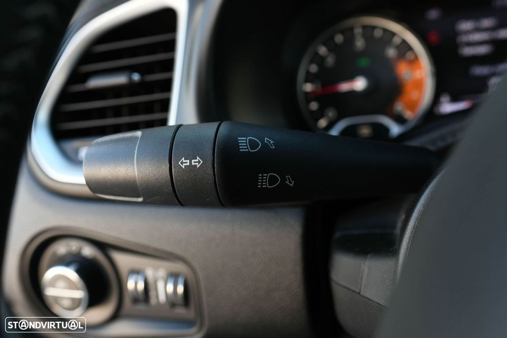 Jeep Renegade 1.6 MJD Limited - 20