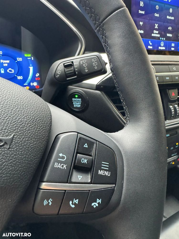 Ford Kuga 2.5 Duratec FHEV AWD Titanium - 22