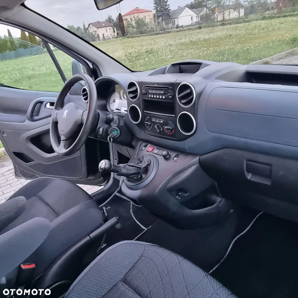 Peugeot Partner 110 Tendance mit Familien-Paket - 13