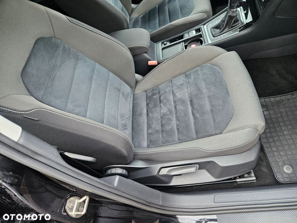 Volkswagen Golf 1.4 TSI BMT Comfortline DSG - 4