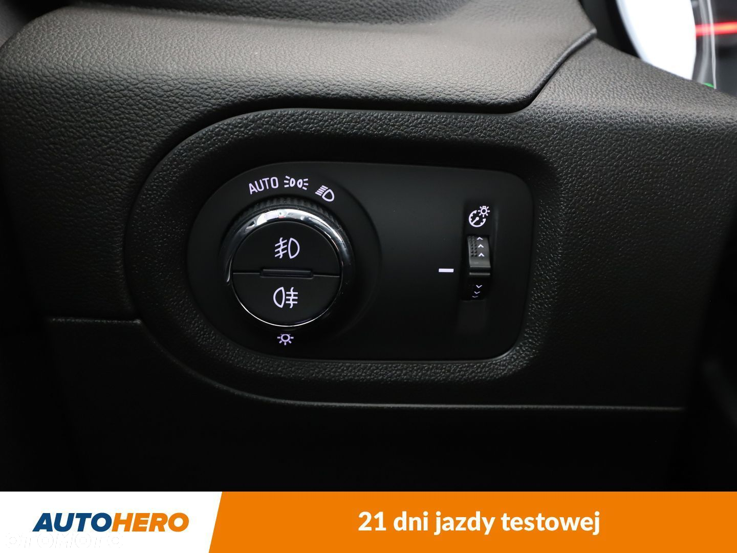 Opel Grandland X 1.2 T Ultimate S&S - 32