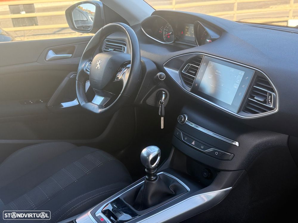 Peugeot 308 130 e-THP Stop & Start Allure - 9
