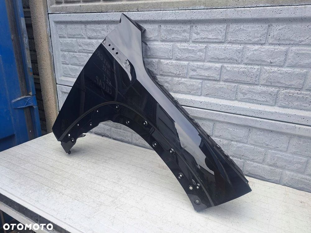 BMW XM G09 2022- BŁOTNIK PRAWY PRZÓD - 2