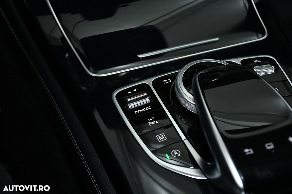 Mercedes-Benz GLC - 28