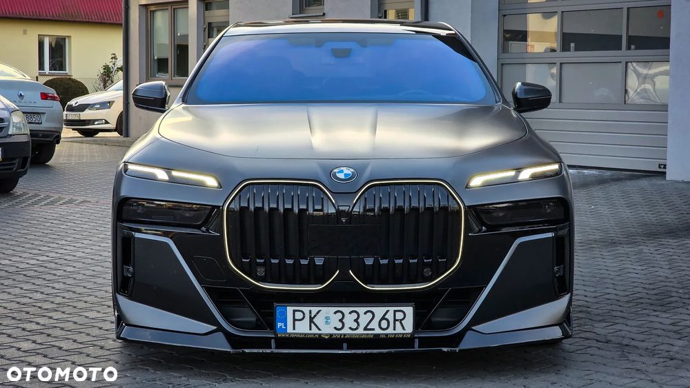 BMW Seria 7 740Ld xDrive sport - 31