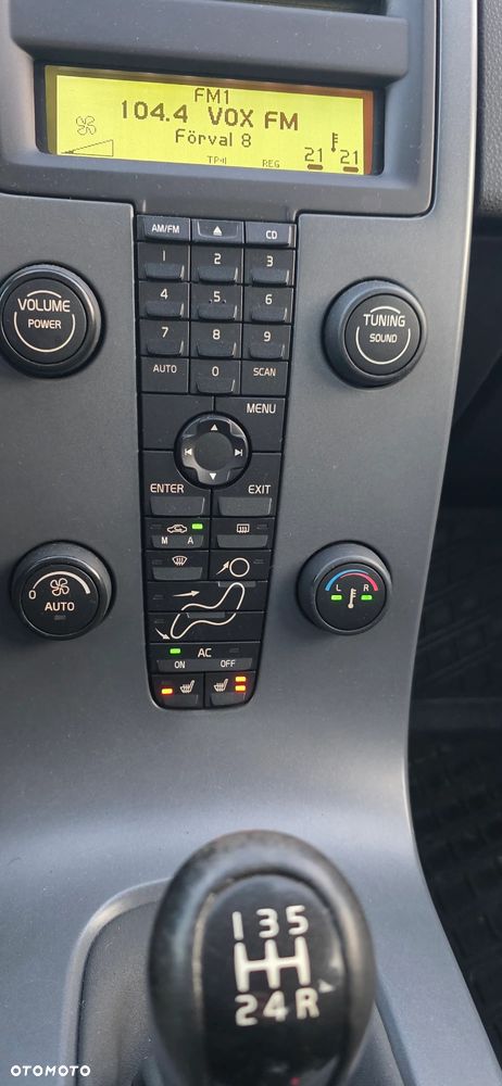 Volvo S40 1.8 - 16