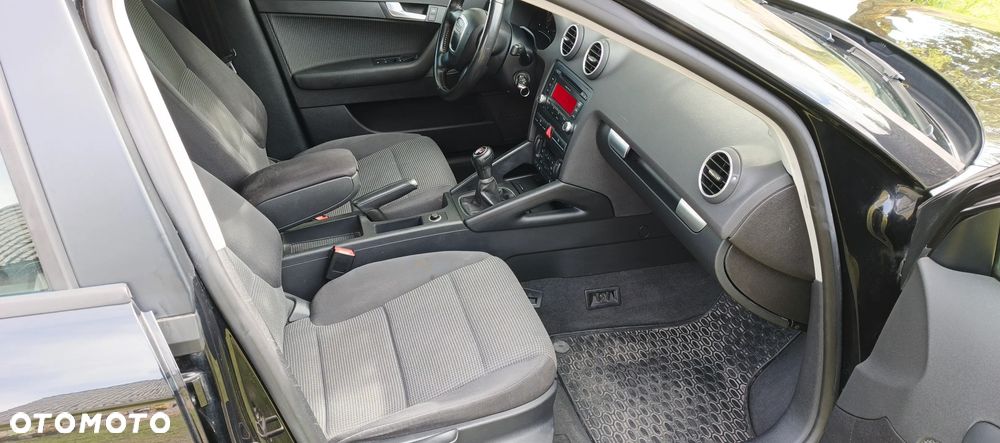 Audi A3 Sportback 1.6 Ambition - 15