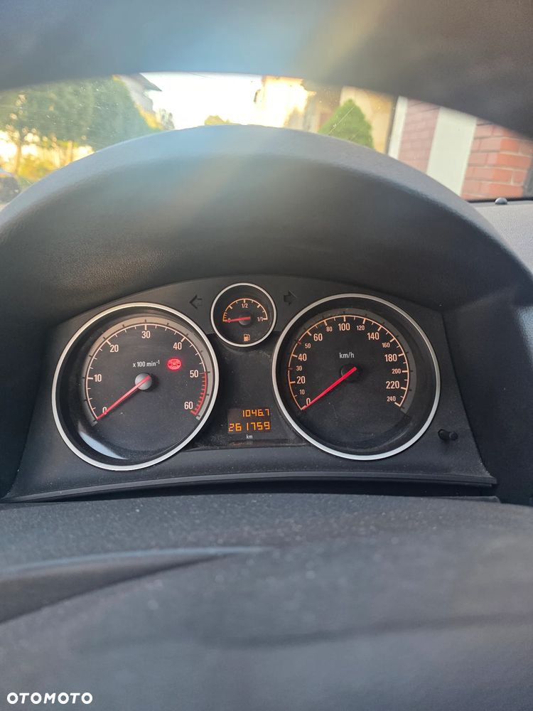 Opel Astra 1.7 CDTI - 7