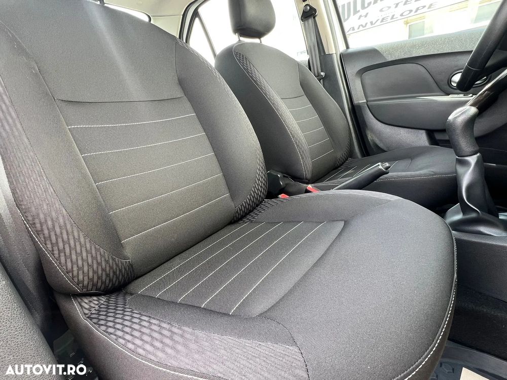 Dacia Logan 0.9 TCe Laureate - 25