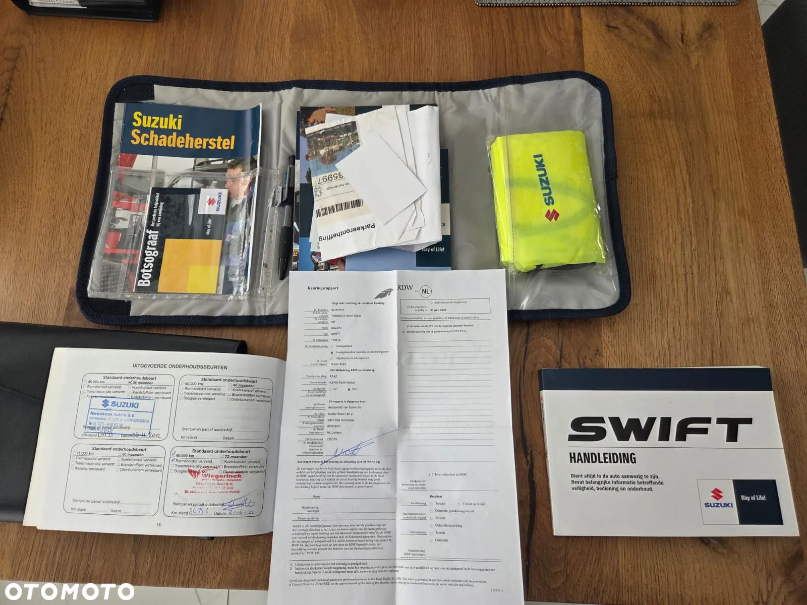 Suzuki Swift 1.3 Limited 25 - 28