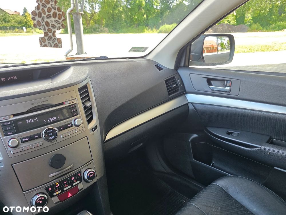 Subaru Outback - 27