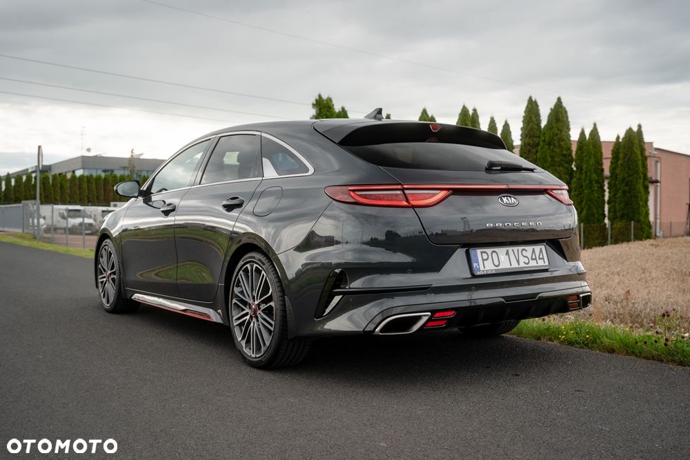 Kia ProCeed 1.6 T-GDI GT DCT - 5