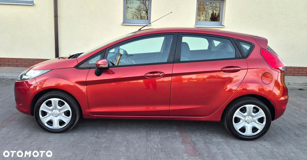 Ford Fiesta 1.25 Celebration - 9