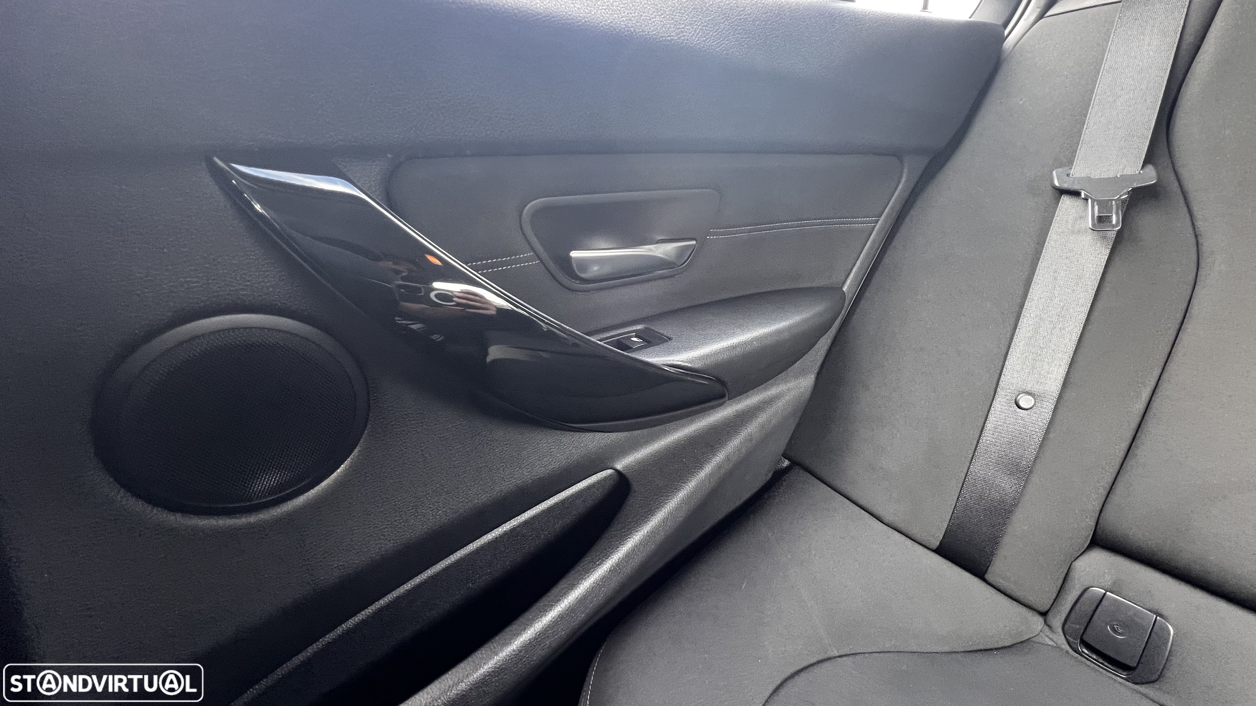 BMW 318 d Touring Auto Line Sport - 42
