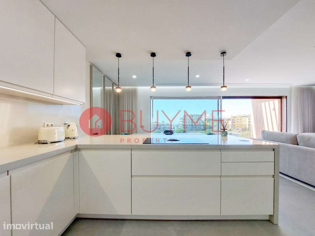 Apartamento T2 Luminoso com Vista Mar em Quarteira - Grande imagem: 3/29