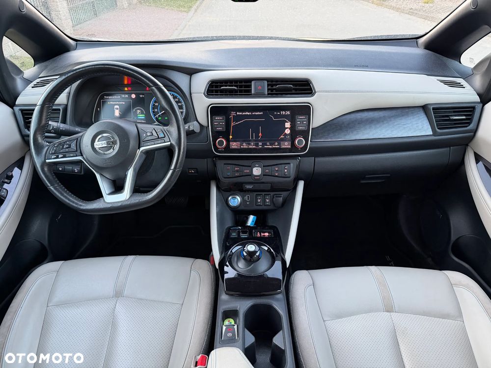 Nissan Leaf 40 kWh Tekna - 5