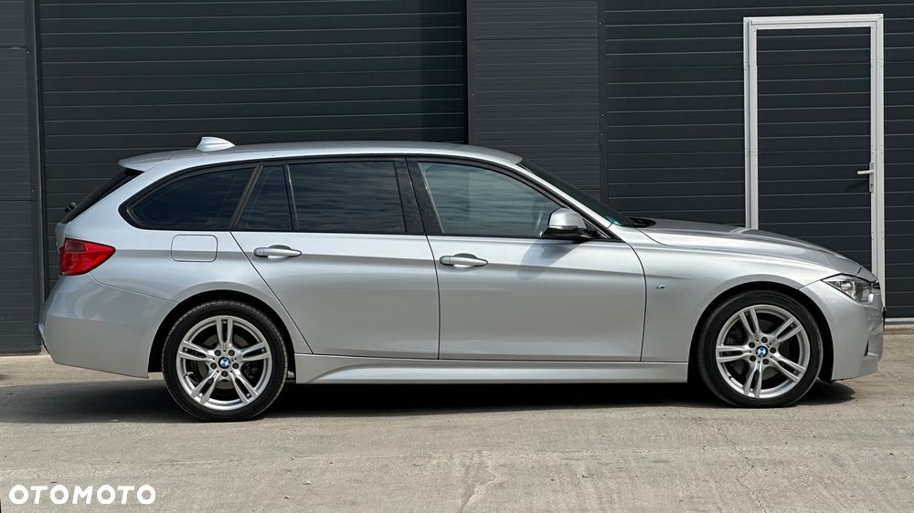 BMW Seria 3 328i Sport Line - 2