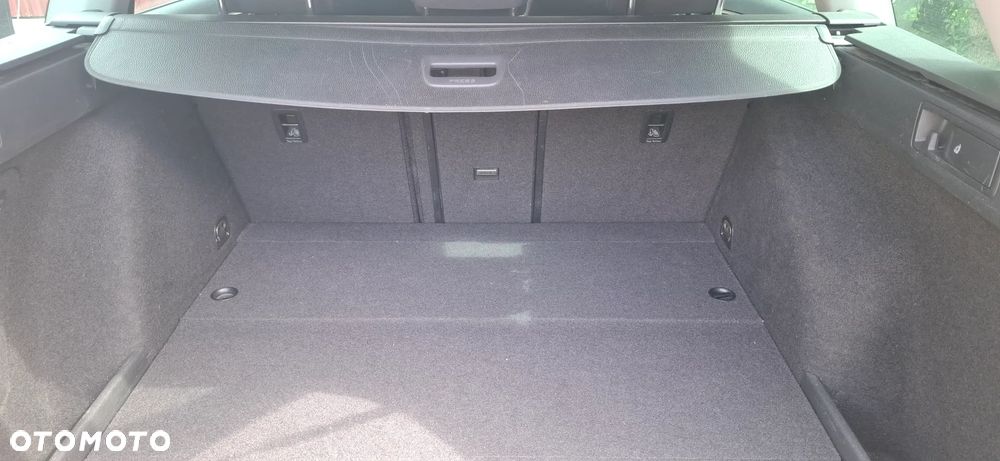 Volkswagen Golf 1.6 TDI BMT Comfortline - 12