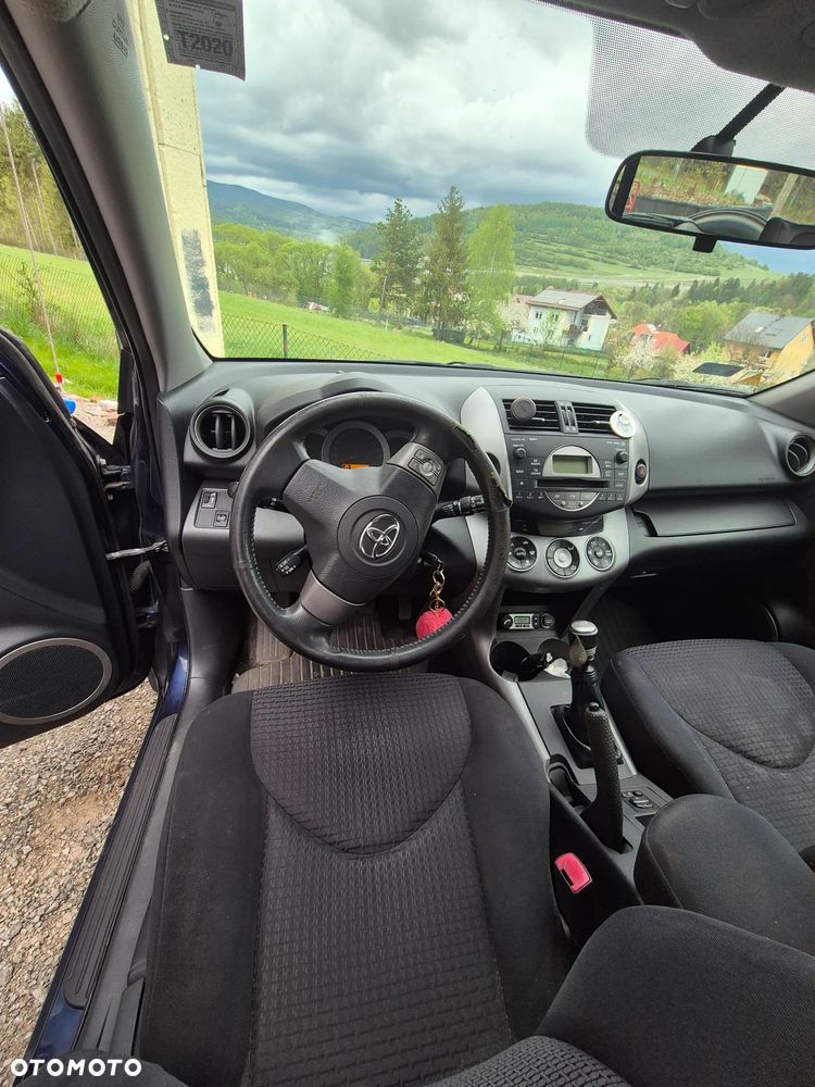 Toyota RAV4 2.2 D-4D X - 5